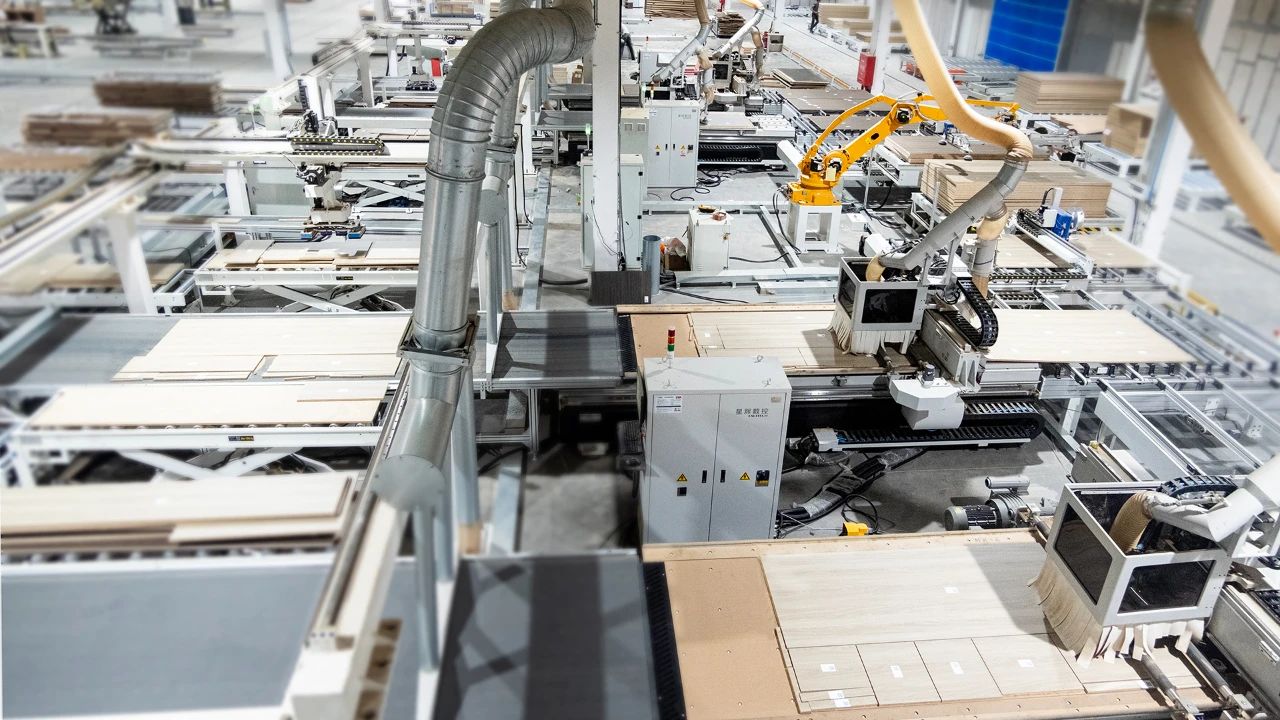 Linie fără pilot, selectați Excitech! Apreciere pentru cazul proiectului Guangdong Smart Factory.