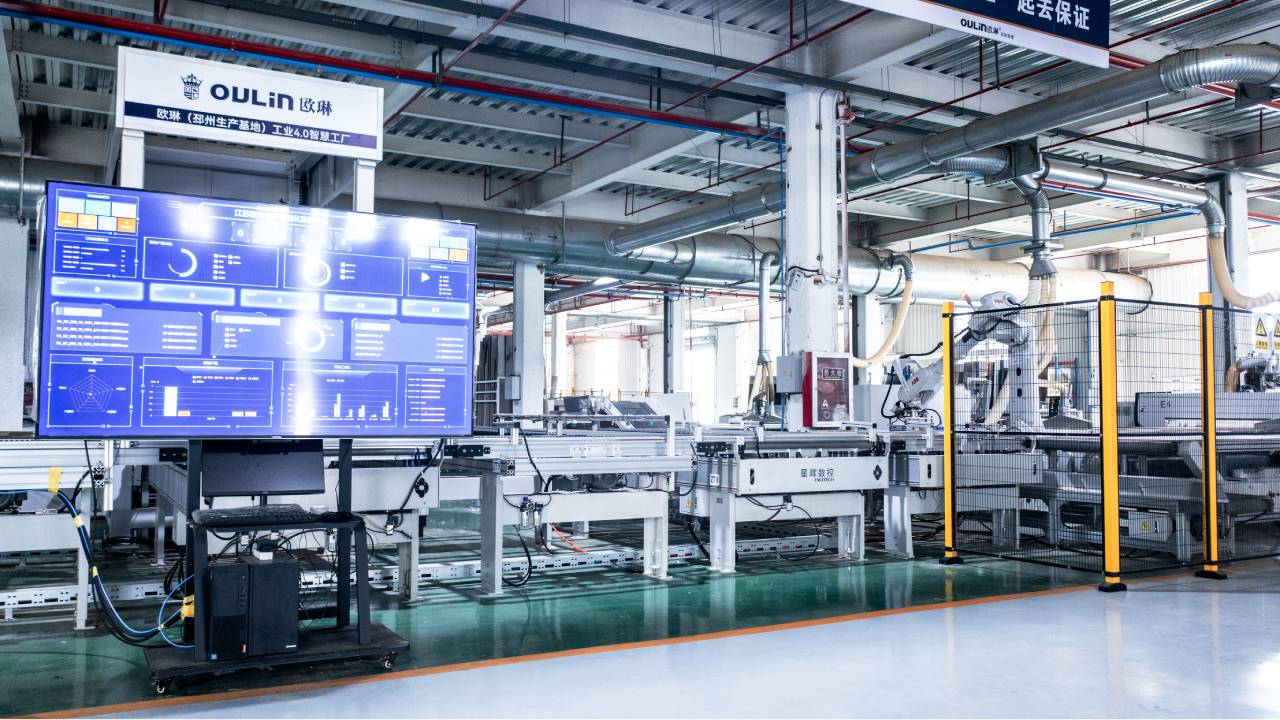 Fabrica inteligentă de inovație pentru prelucrarea lemnului Excitech vă servește.